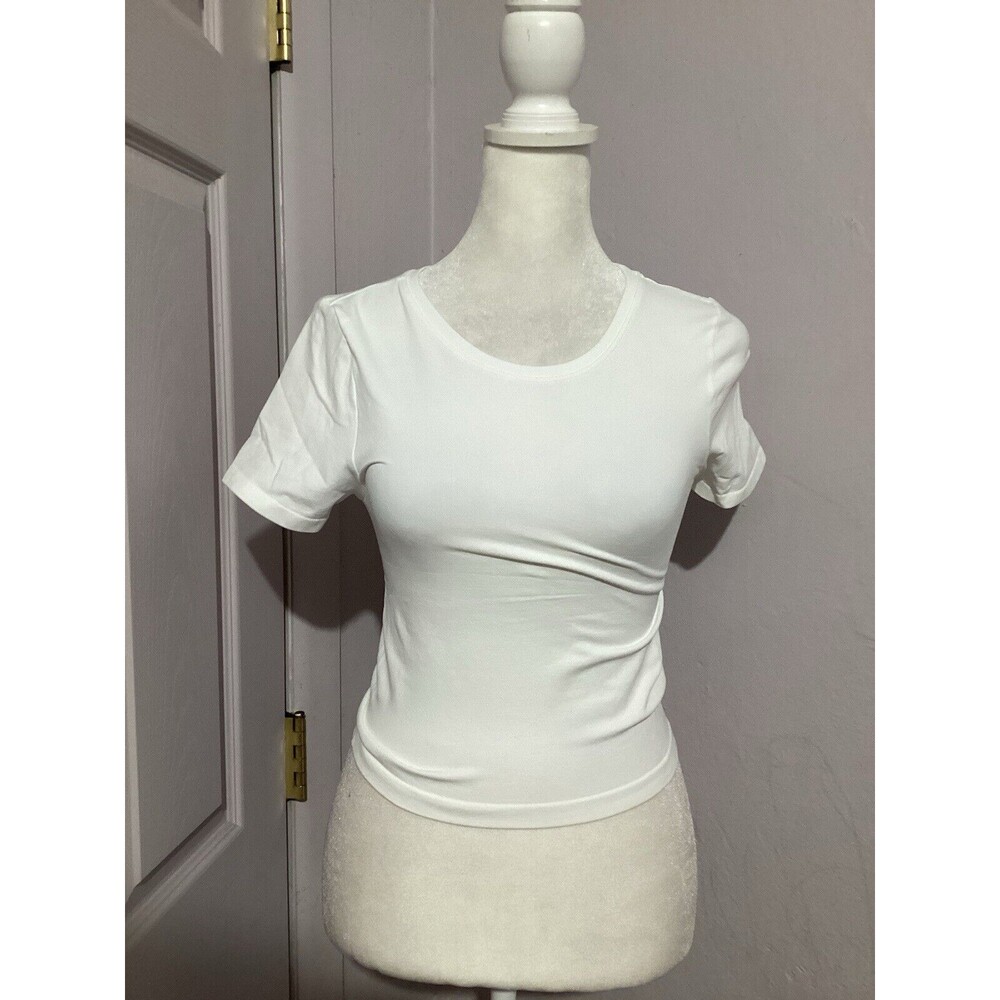Spiritual Gangster NWOT White Short Sleeve Crop Stretch Shirt XS
